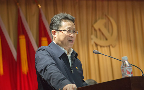宜化集團(tuán)召開2019年慶?！拔逡弧眹H勞動節(jié)暨表彰大會(圖12)