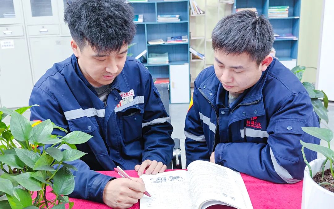 新疆宜化熱電分廠發(fā)電三班：夯實(shí)班組基礎(chǔ)，推進(jìn)自主管理(圖4)