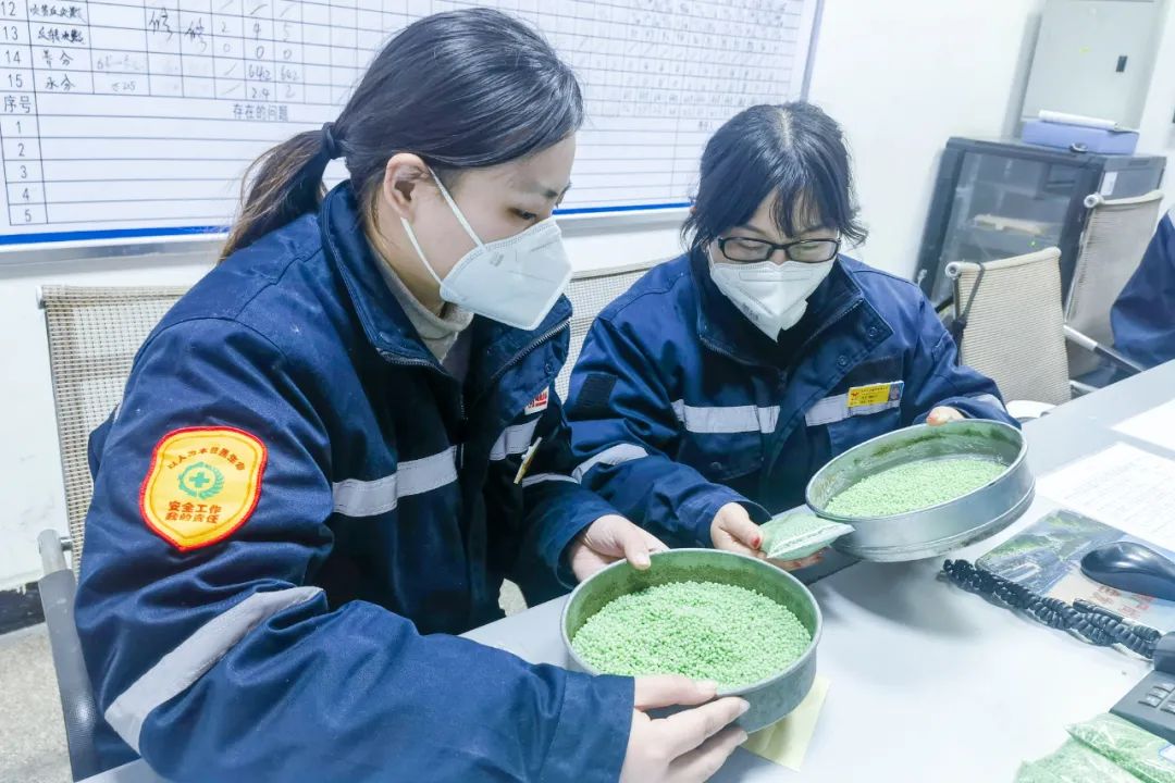 再添新成員！股份公司聚谷氨酸二銨成功下線(圖3)