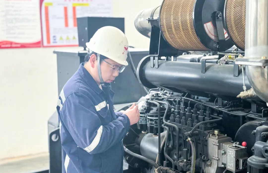 宜化礦業(yè)郭倉(cāng)?。簼M腔熱愛(ài)向機(jī)電，一片初心為礦山(圖2)