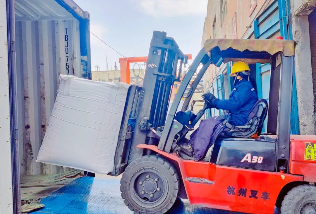 揚(yáng)帆出海！內(nèi)蒙宜化開啟綠色物流新模式(圖4)