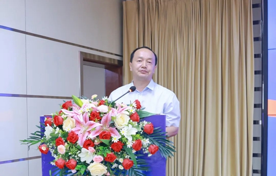 增值引領(lǐng)共贏疆來！2024宜化宜冠滴品牌戰(zhàn)略發(fā)布會在新疆輪臺縣成功舉行(圖3)