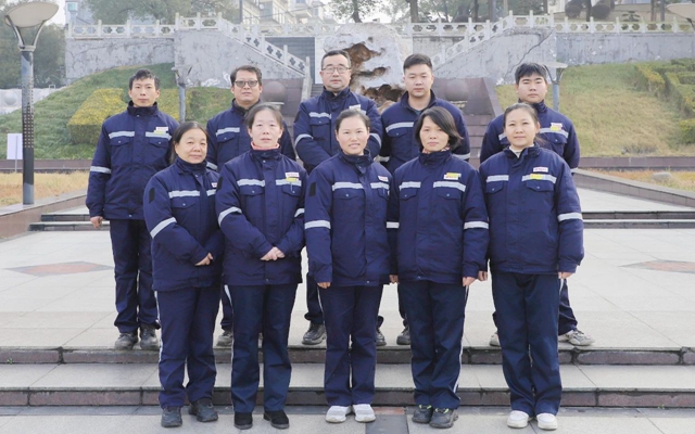 喜報(bào)！全國表彰，股份公司猇亭片區(qū)電解四班榜上有名！