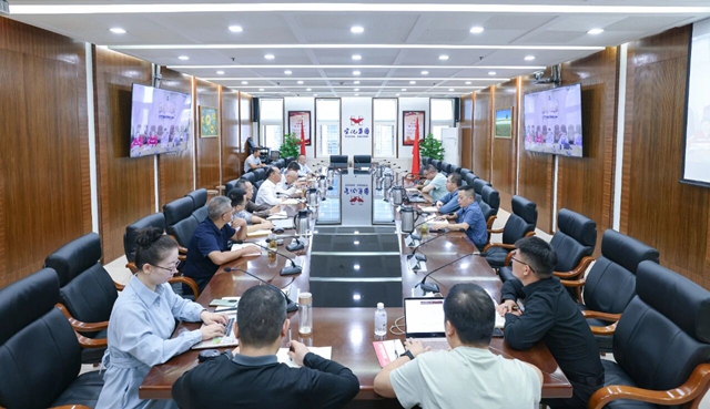 集團召開9月份安全例會 對雙節(jié)期間安全生產(chǎn)工作再安排再部署(圖1)